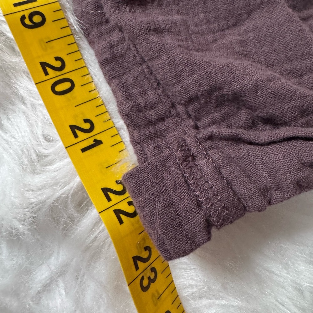 Aerie Lightweight Rolled Leg Gauze Cotton Tie Knot Overalls
Size Small Brown - Picture 8 of 10